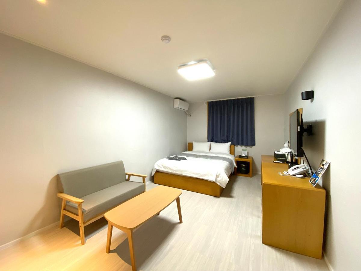 Suanbo Hot Spring Healing Hotel Чхунджу Экстерьер фото
