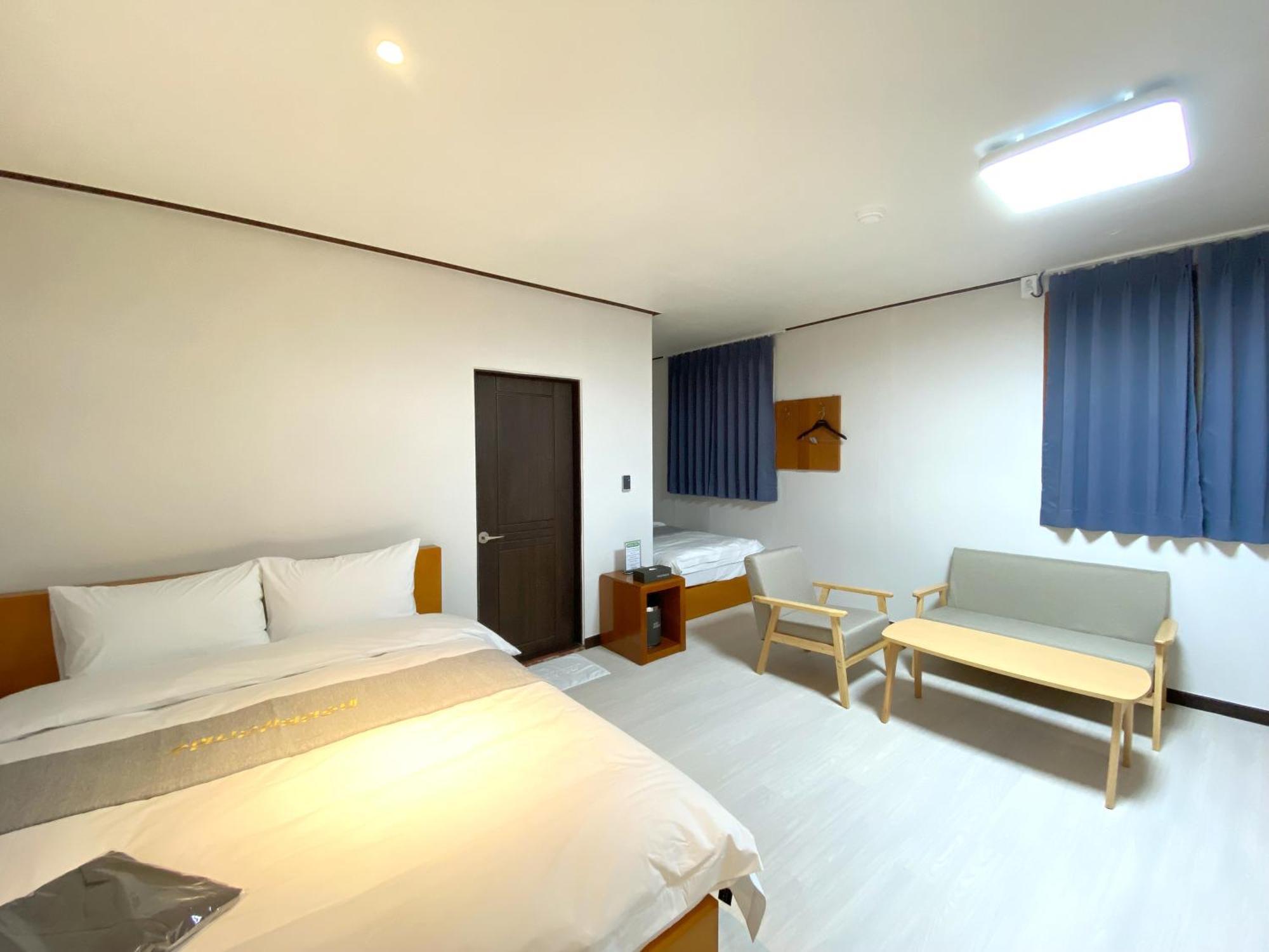 Suanbo Hot Spring Healing Hotel Чхунджу Экстерьер фото