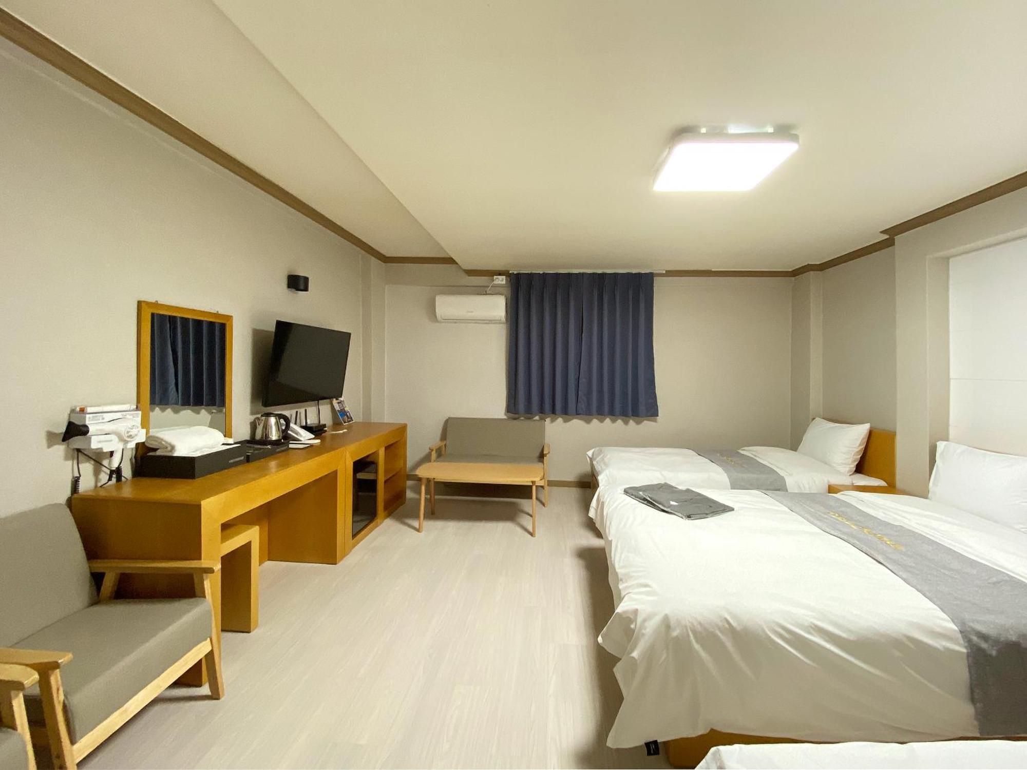 Suanbo Hot Spring Healing Hotel Чхунджу Экстерьер фото